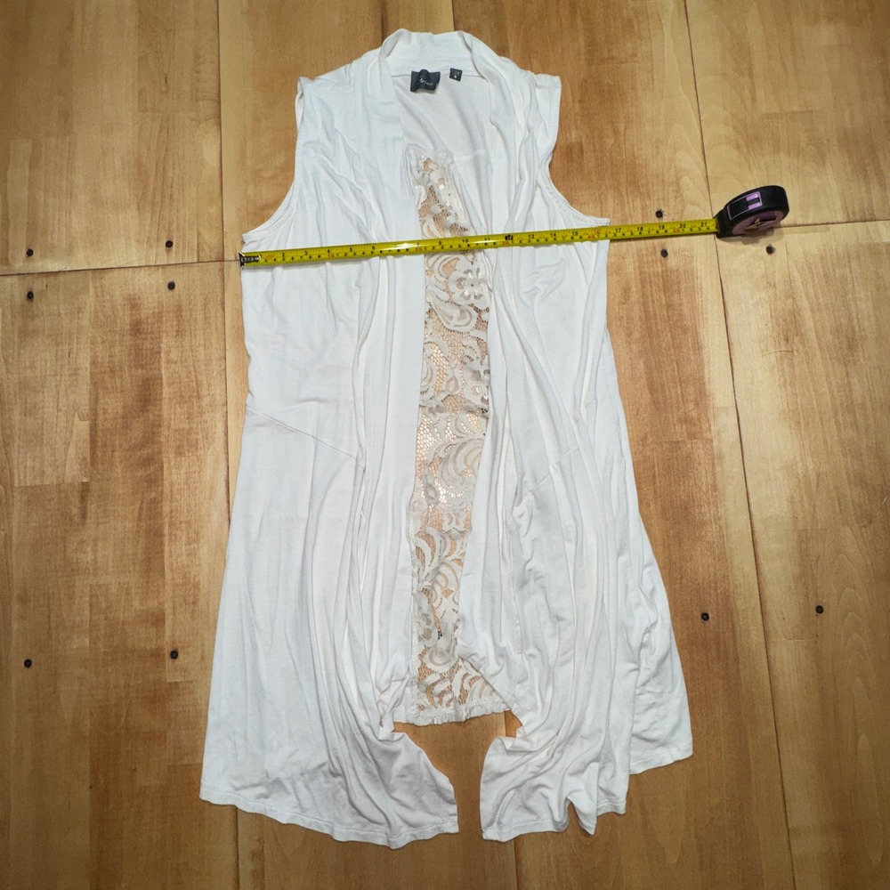 Strazzi Cream White Lace Back Open Front Sleeveless Cardigan‎ Womens Medium